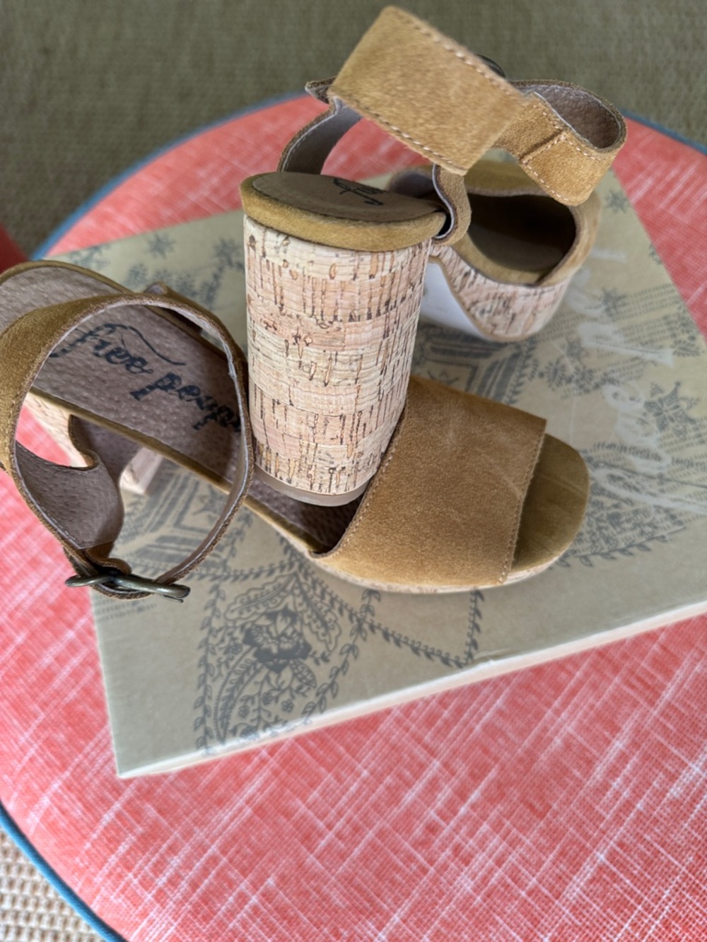 NIB FREE PEOPLE platform sandal, 6